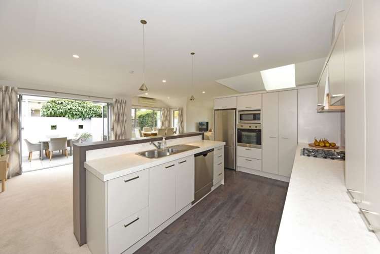 75 Beechwood Drive Northwood_13