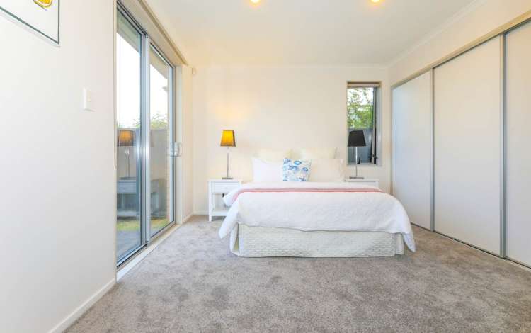 17 Lane Cameron Place Flat Bush_9