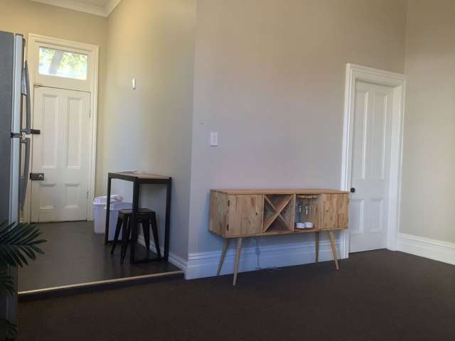 1/17 Portland Crescent Thorndon_3