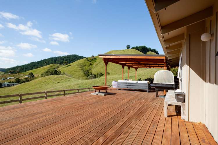 1595 Waingaro Road Glen Massey_11