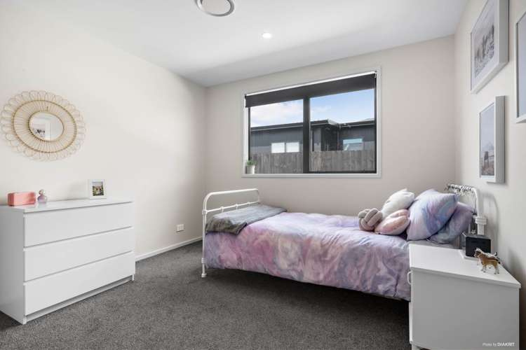 145 Seventh View Avenue Beachlands_16