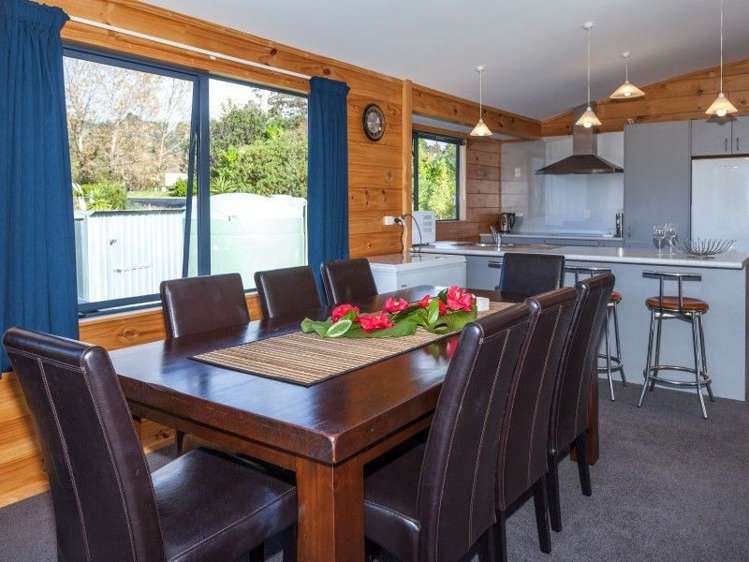 60 Scott Drive Cooks Beach_5