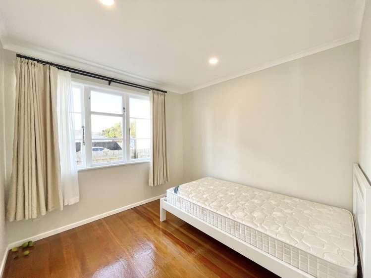719 Te Atatu Road 1801_5
