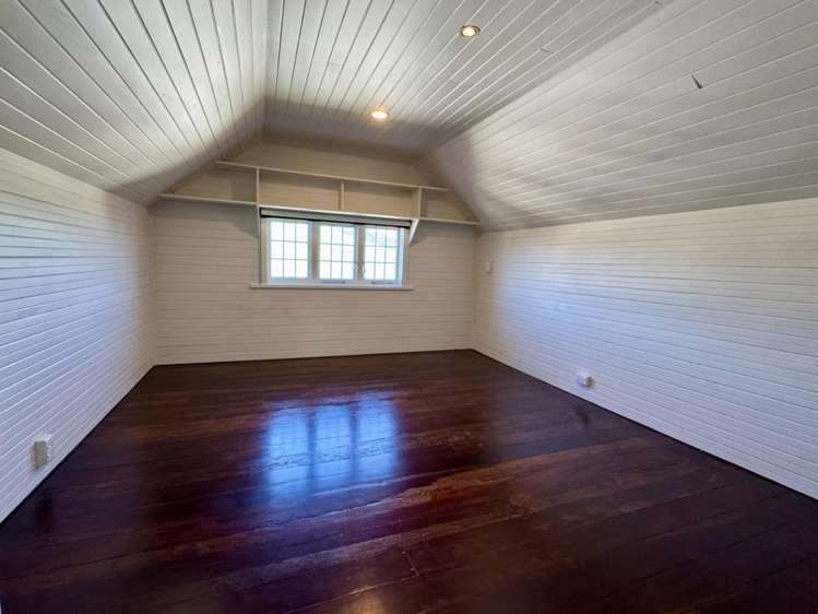 35 Cornwall Park Avenue Epsom_11