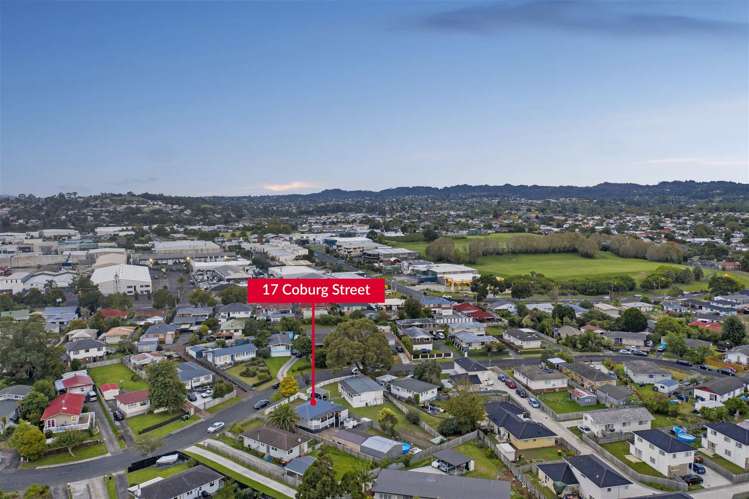 17 Coburg Street Henderson_18