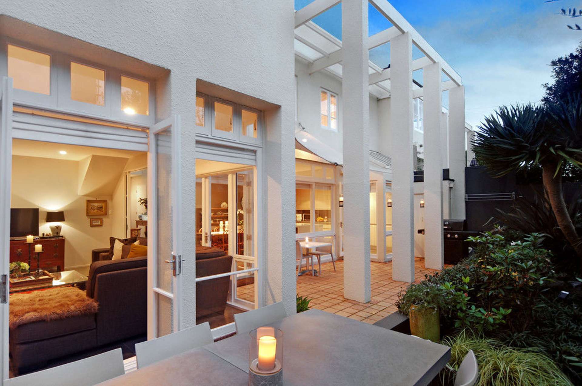 2/19 Waiatarua Road Remuera_0