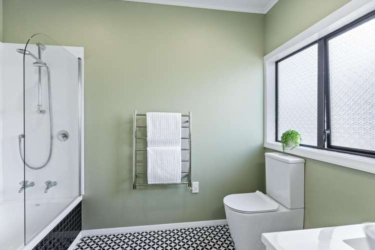 3 Huia Road Raumati Beach_19