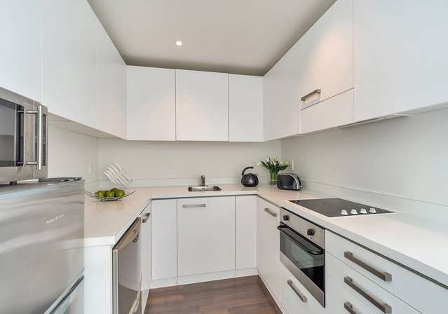 2310/10 Waterloo Quadrant Auckland Central_1
