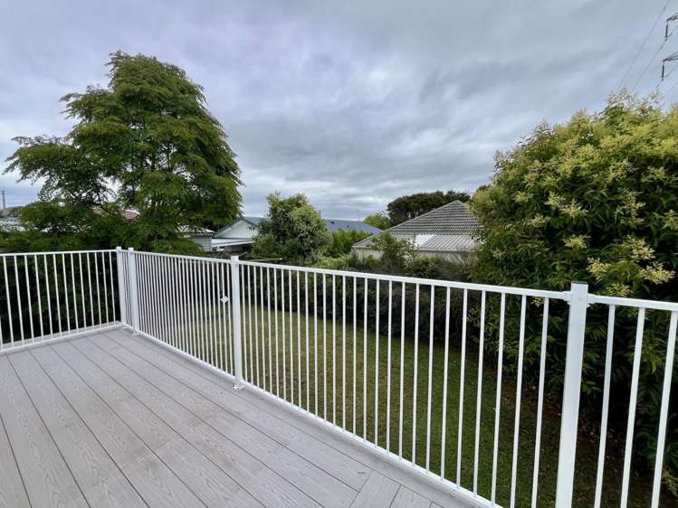 A/12 Grainger Road Te Atatu South_5
