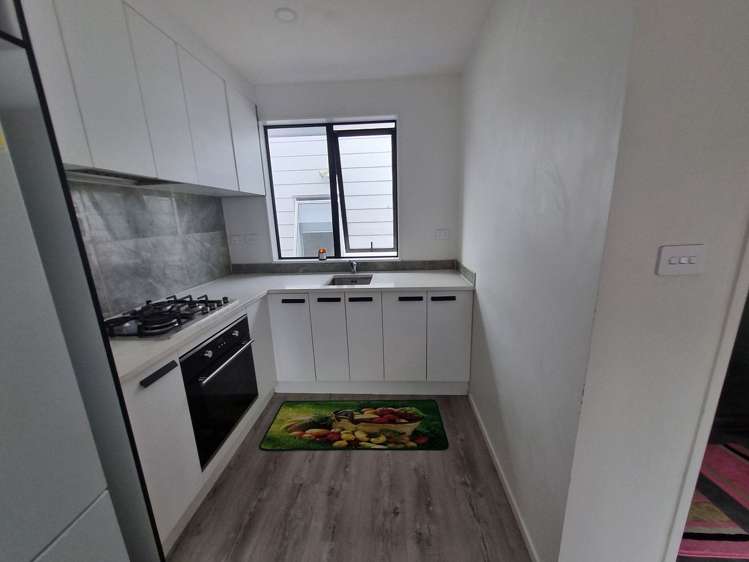2B Arnhem Place_0