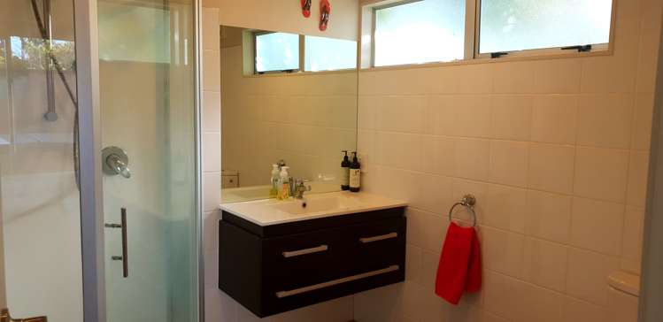 203 Linton Crescent Whangamata_9