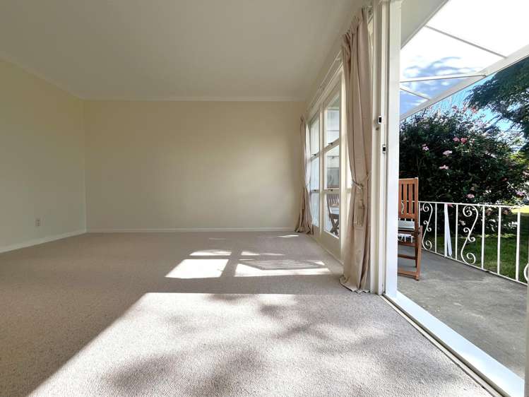 4/11 Kings Rd Panmure_7