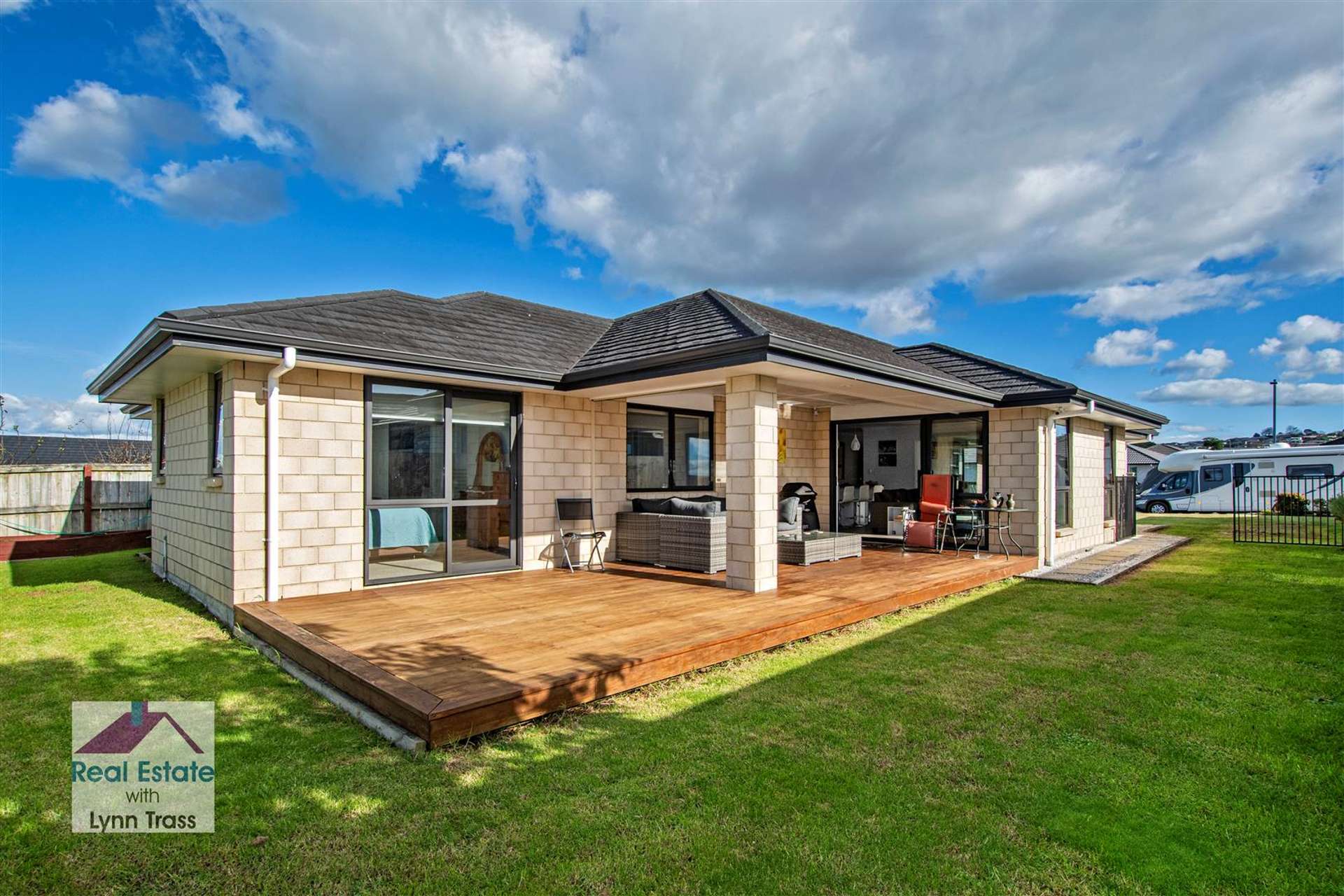 8 Dunstan Avenue Tikipunga_0