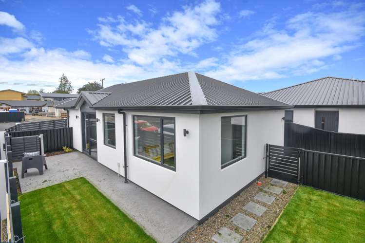 2/2 Cargill Street Mosgiel_15