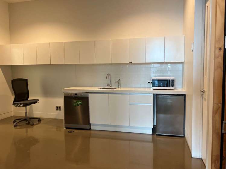 288-290 Lincoln Road Henderson_5