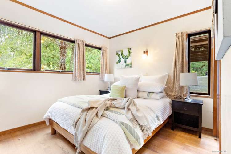 48 Raymond Terrace Northcote_13