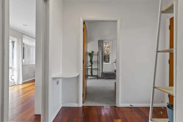 52 Mere Road Taupo_6