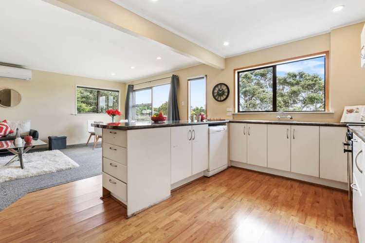 103p Glengarry Road Glen Eden_6