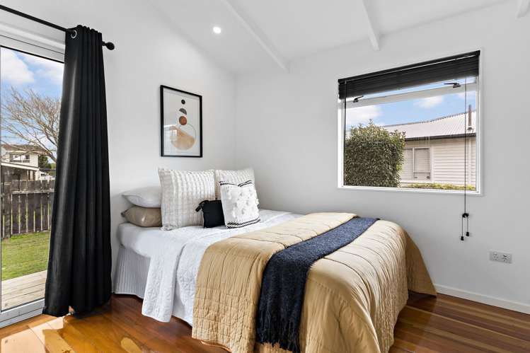 1/6 Mcleod Road Manurewa_11