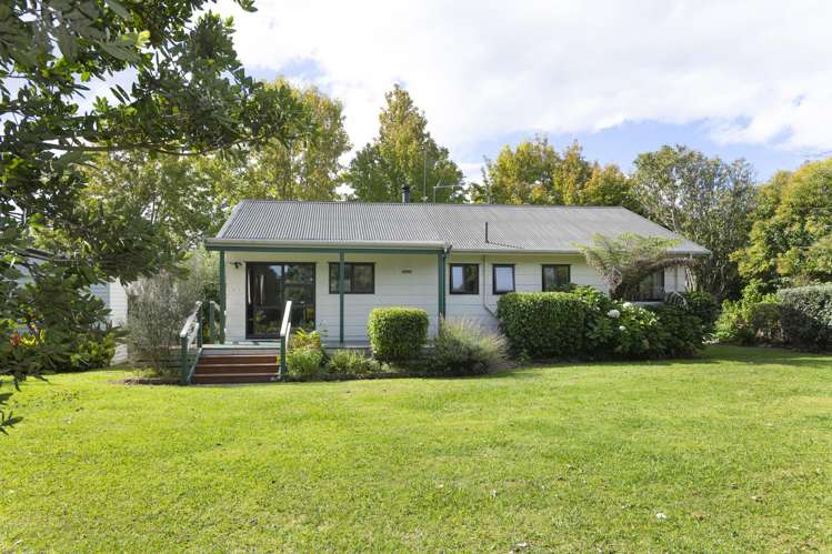 6 Elsdon Best Street Riverdale_16