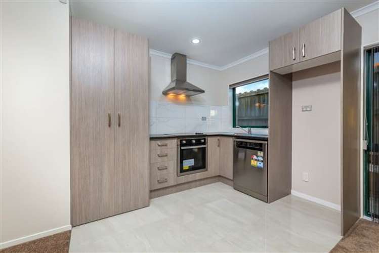 34 Eastland Road Flat Bush_6