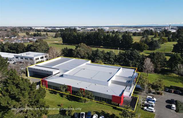 Large-Scale Office with Warehouse Potential