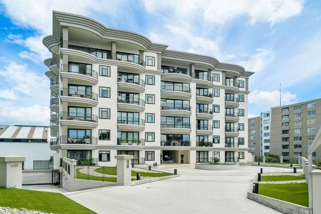 Don't miss the chance - Gladstone Apartments