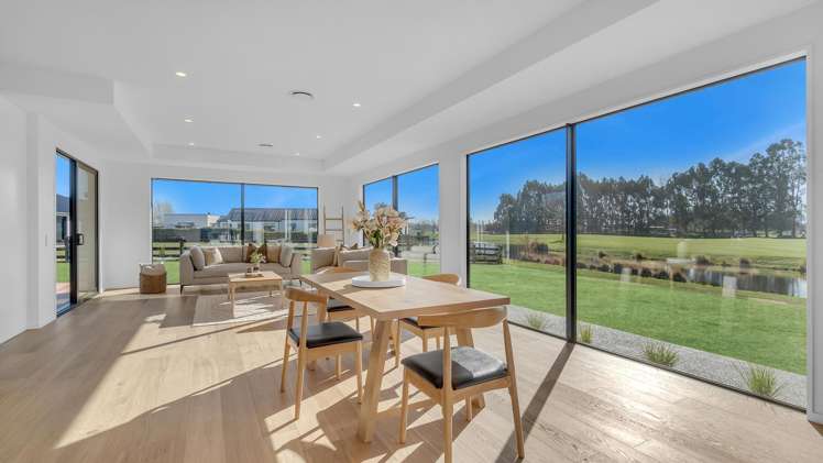 48 Mapleham Drive Pegasus_9