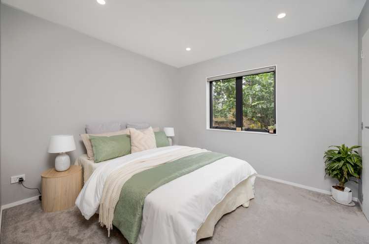 12 Channing Crescent Botany Downs_29