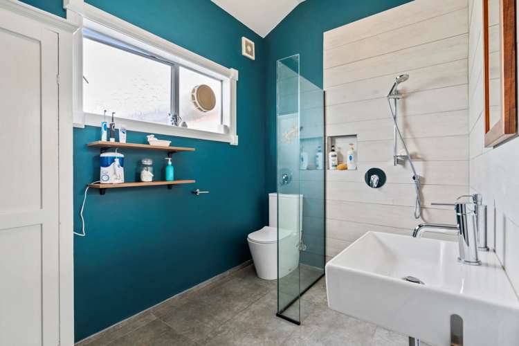 4/8 Plane Street Avondale_13