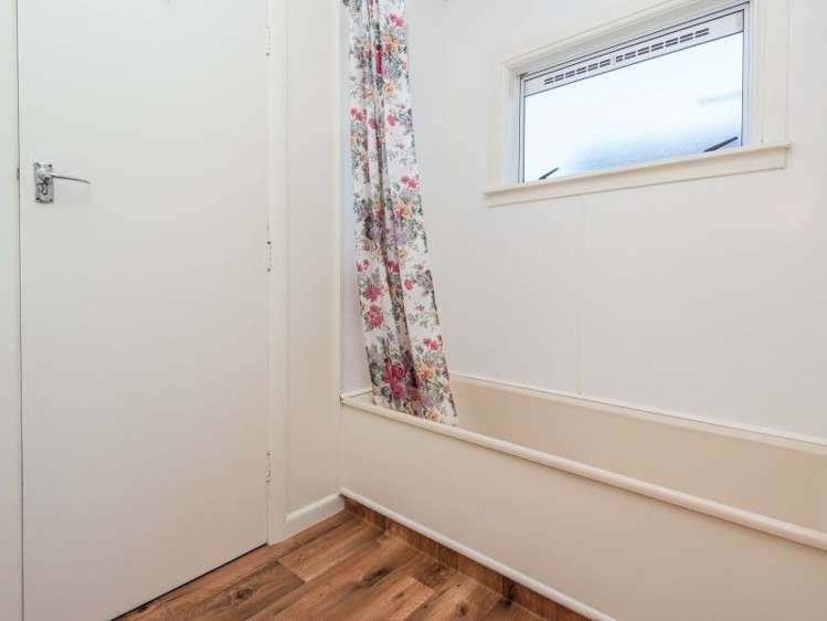 5 Hilliard Street Stoke_17