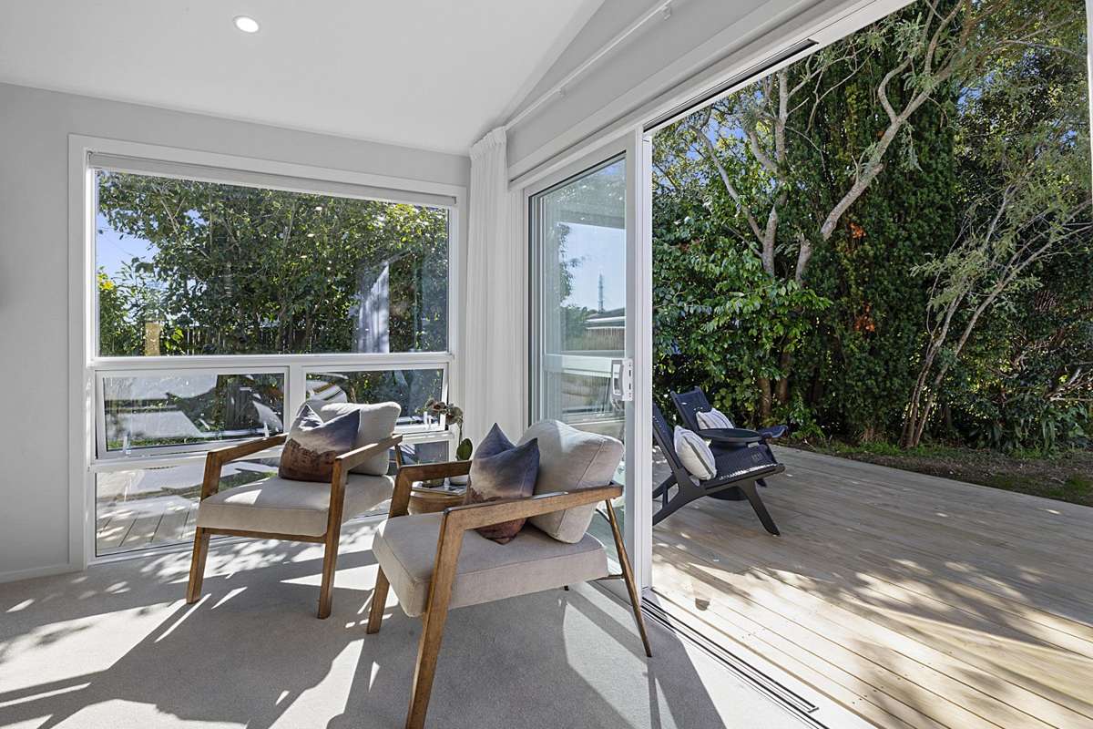 52 Wairau Road_1
