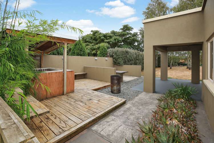 130 Holmwood Drive Ngahinapouri_21