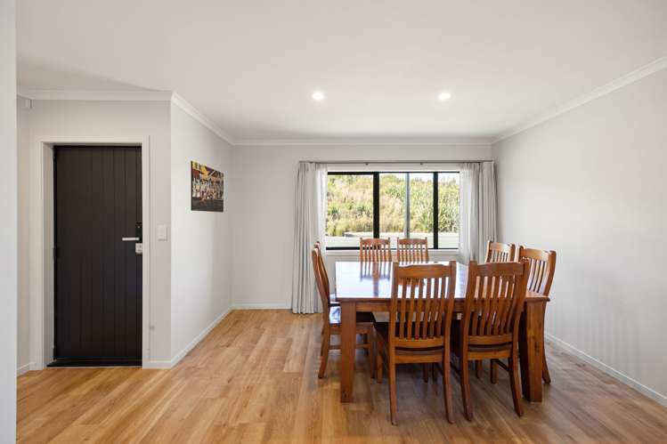 69 Waireka Road Rototuna North_8