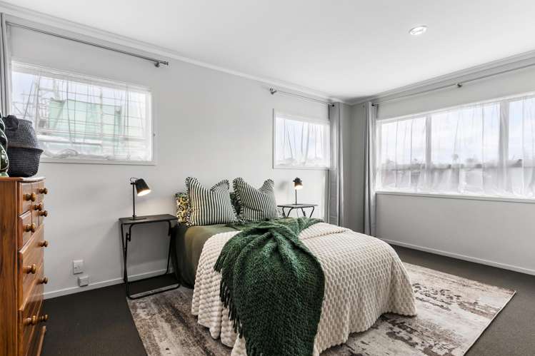 6 Hellyers Street Birkdale_19
