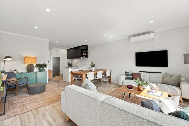 8 Roundel Crescent Whenuapai_6
