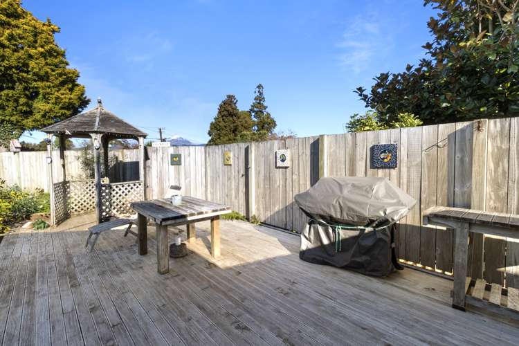 194 Seaview Road Westown_24