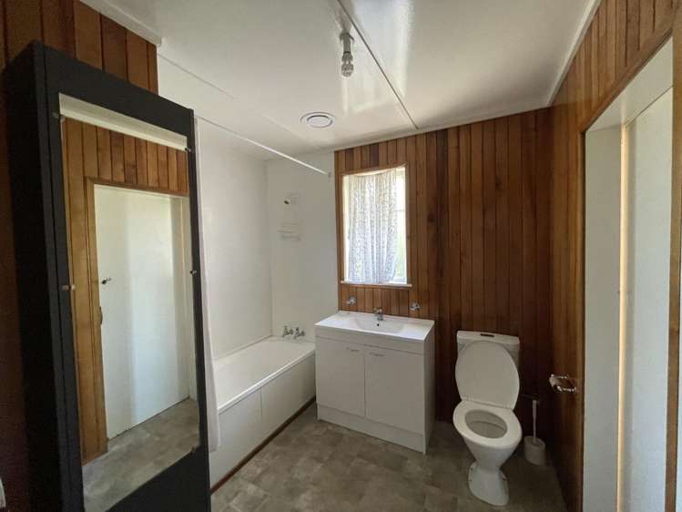 147 Russell Road Huntly_8