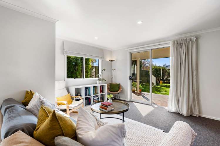 403a Akina Street Akina_3