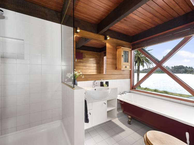 58a Lake Crescent Hamilton Lake_12