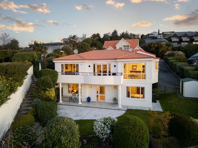 Own the Sky - Panoramic Views & Privacy