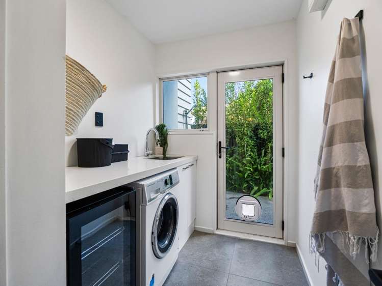 140B Marine Parade Mt Maunganui_16