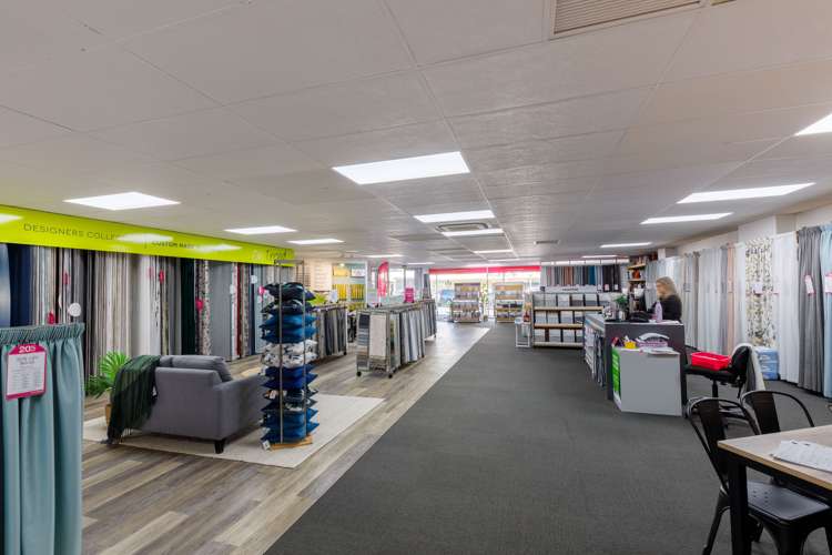 187-191 Devon Street East New Plymouth Central_3