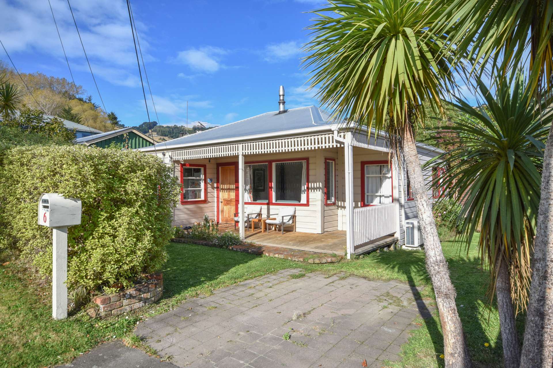 6 Dickson Street Macandrew Bay Dunedin City Houses for Sale One