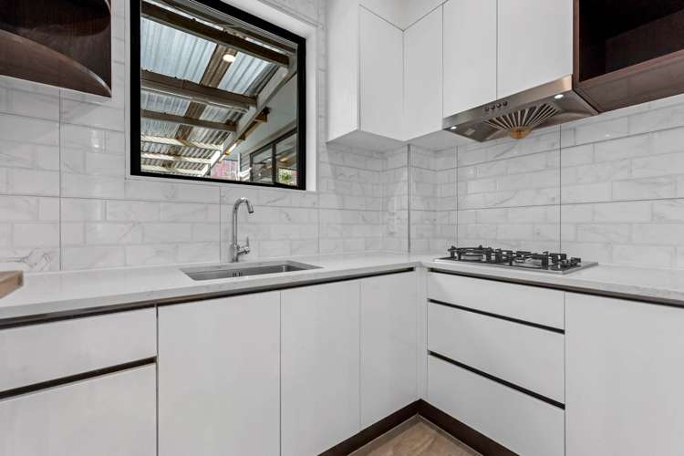 12 Demeter Street Flat Bush_9