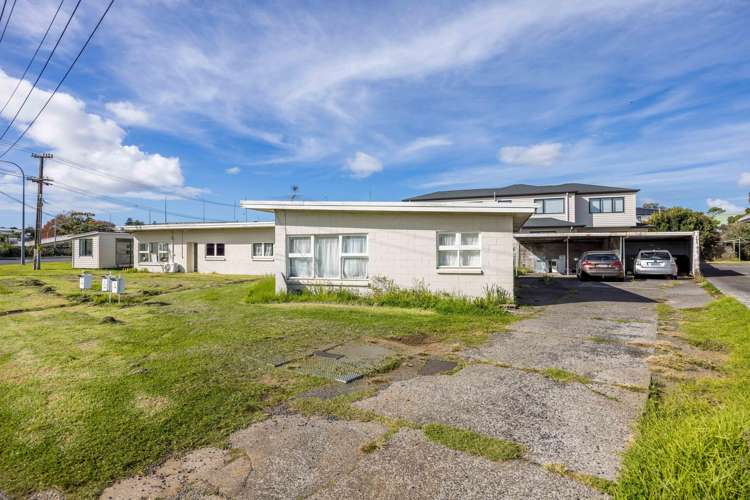 78 Melrose Road Mt Roskill_3