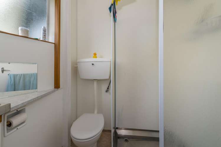 67 Easther Crescent Kew_28