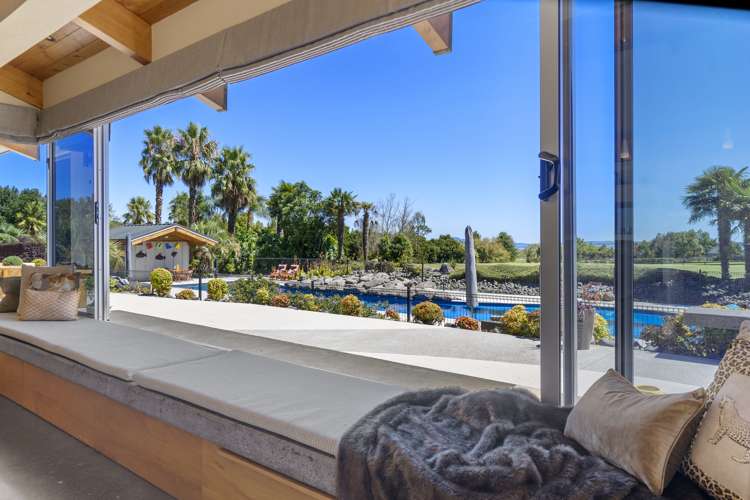 66 Porterfield Road Whitford_14