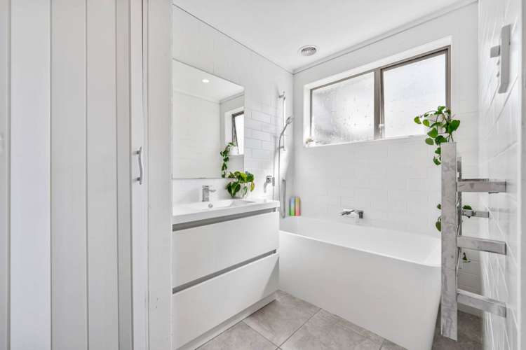 2/24 Geoffrey Road Torbay_8