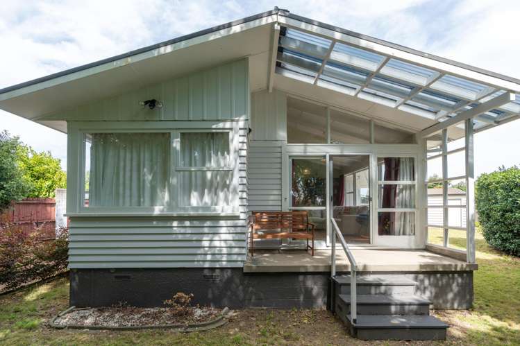 23 Springfield Crescent Enderley_10